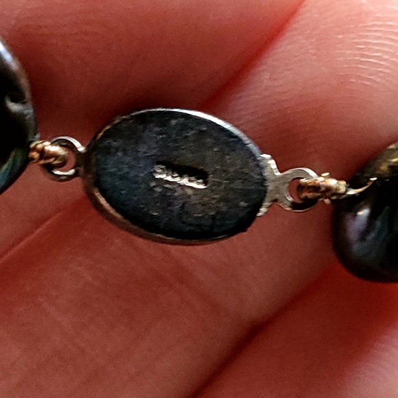 Black Peacock Freshwater Coin Pearls 16" Necklace with Fancy Silver Clasp - Picture 7 of 9